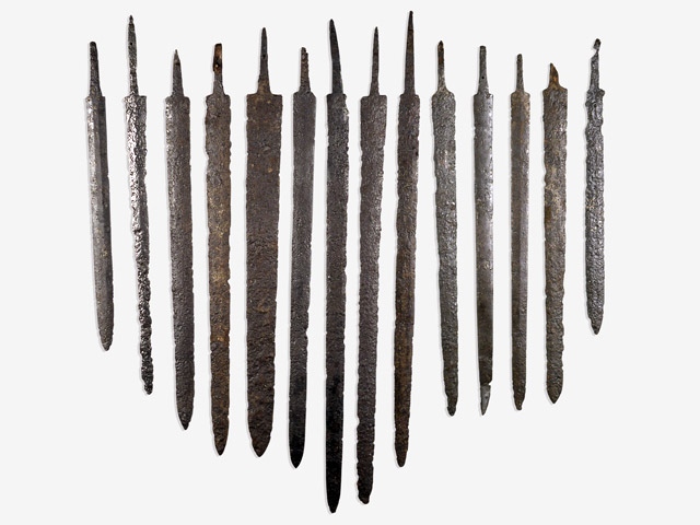 Железные мечи гуннской эпохи