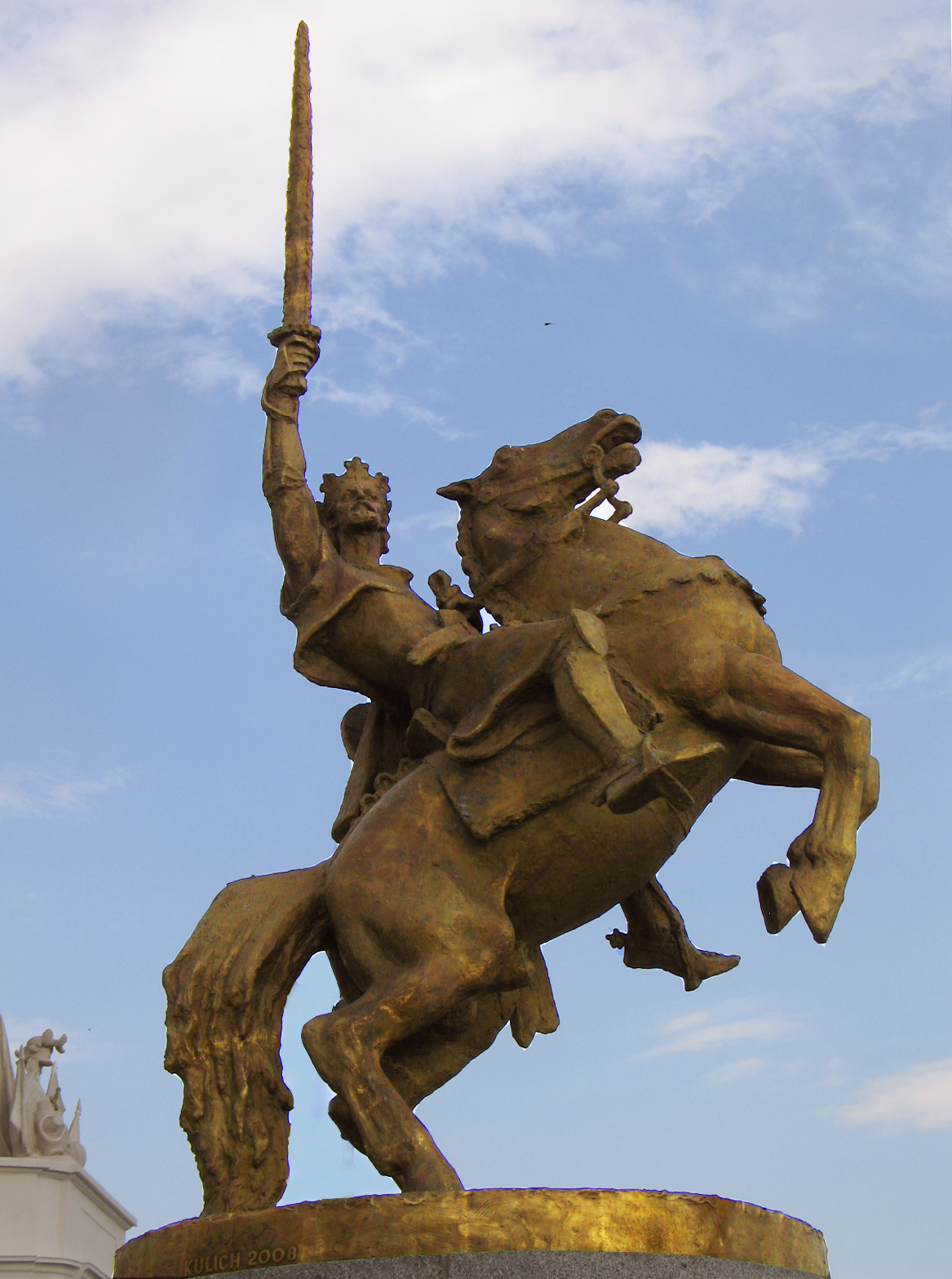 Памятник Святополку I, князю Великой Моравии (871-894) в Братиславе