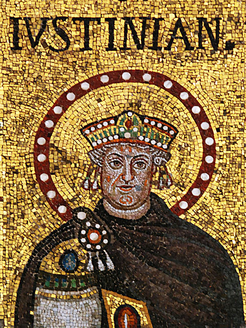Мозаичный портрет императора Юстиниана I